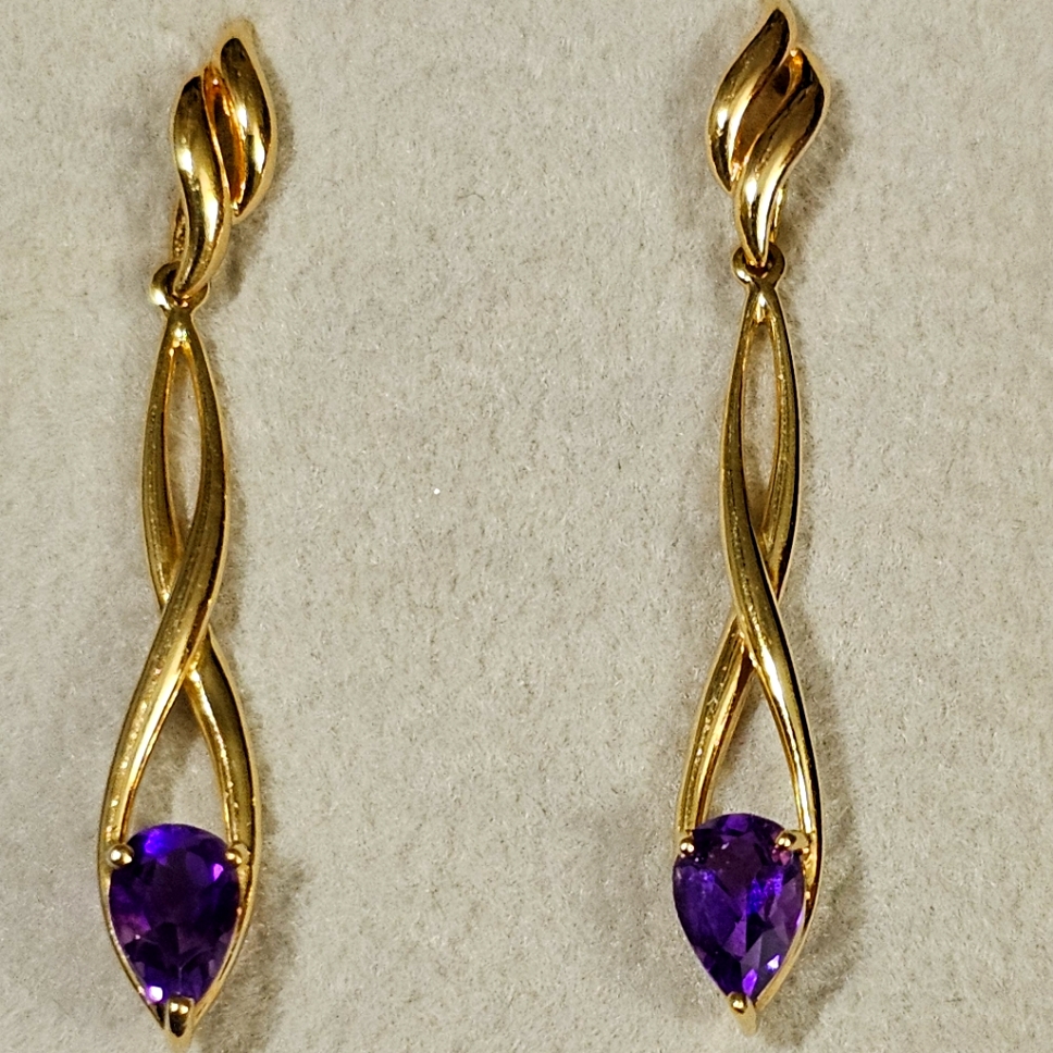 14k Yellow Gold Amethyst Earrings 350$
